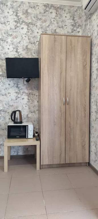 Семейный двухкомнатный номер с изолированными комнатами и с балконом