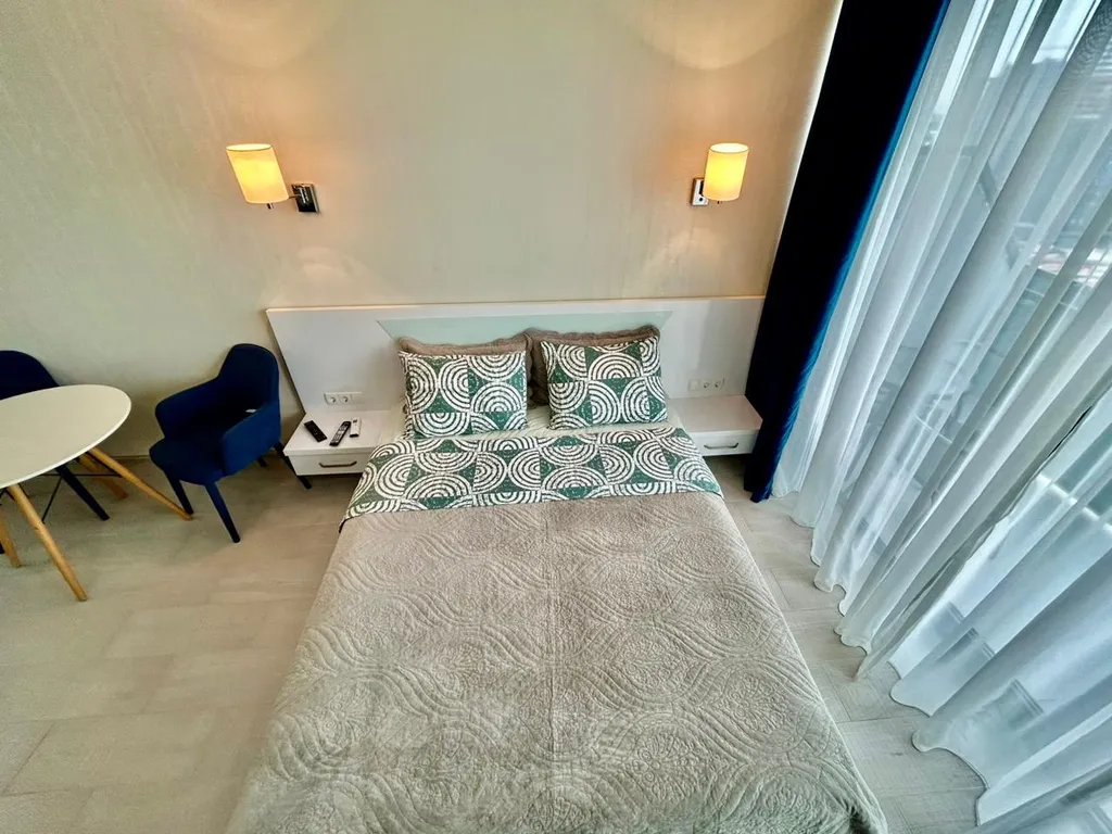 Апартаменты с видом на море и горы