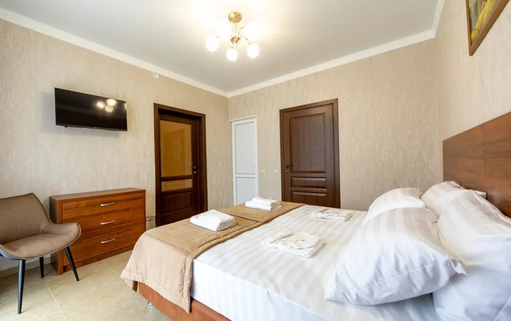 Квартира 2-комнатная Квартира — Адлер