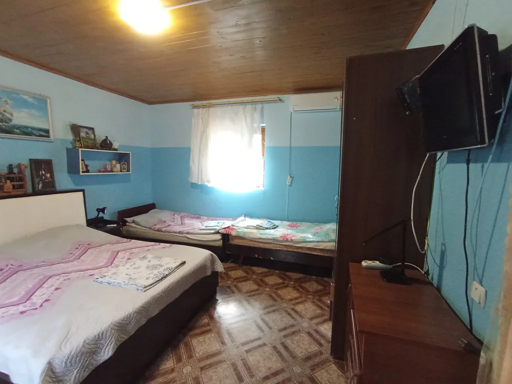 Квартира Дача по комнатам — аренда посуточно в Орджоникидзе