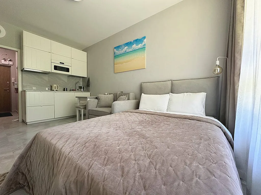 Студия для 3 Гостей с видом на сосны  в Зеленогорске