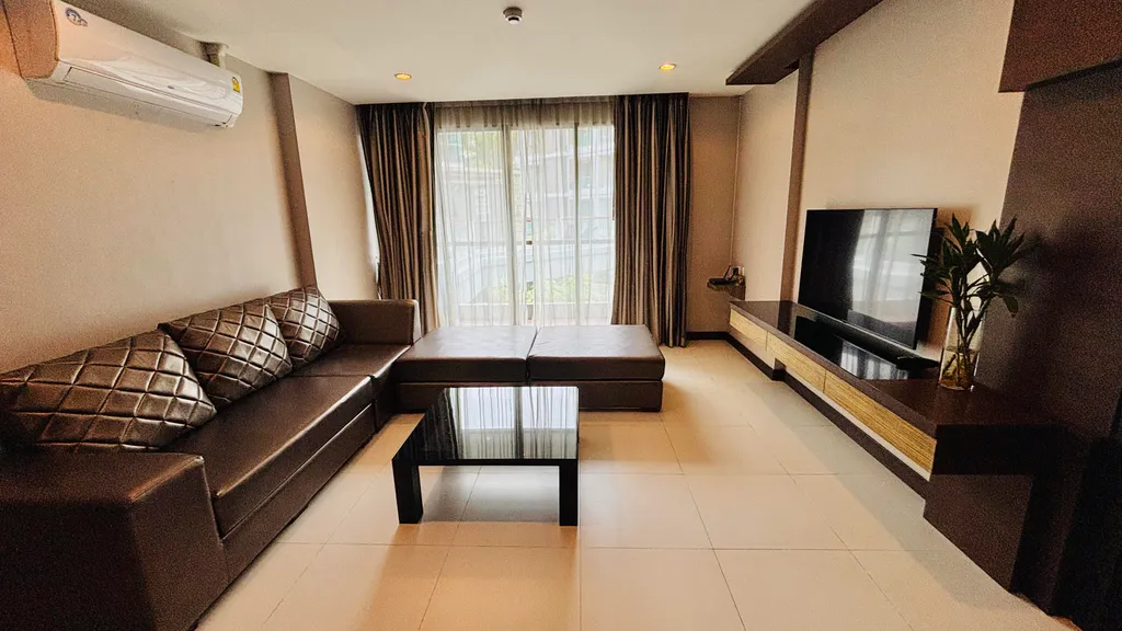 Просторный апартамент с джакузи