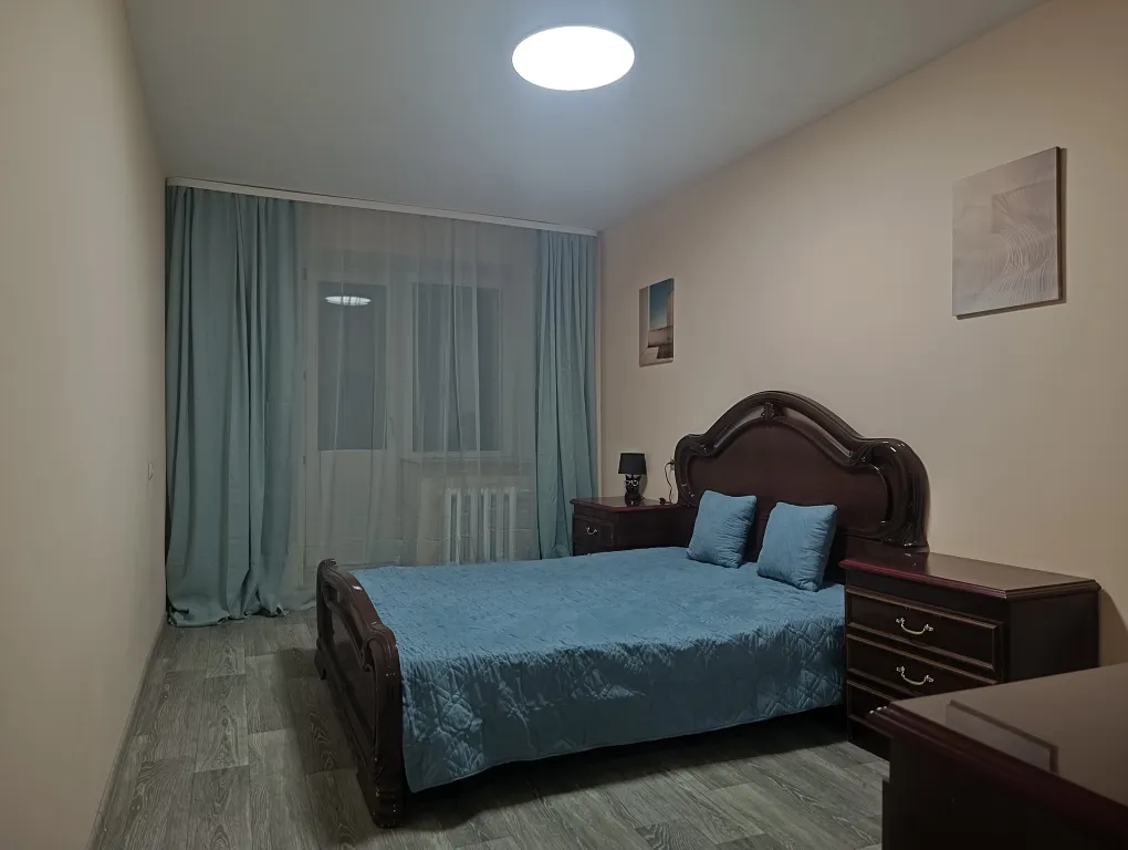 Большая квартира на 10 гостей рядом с автовокзалом