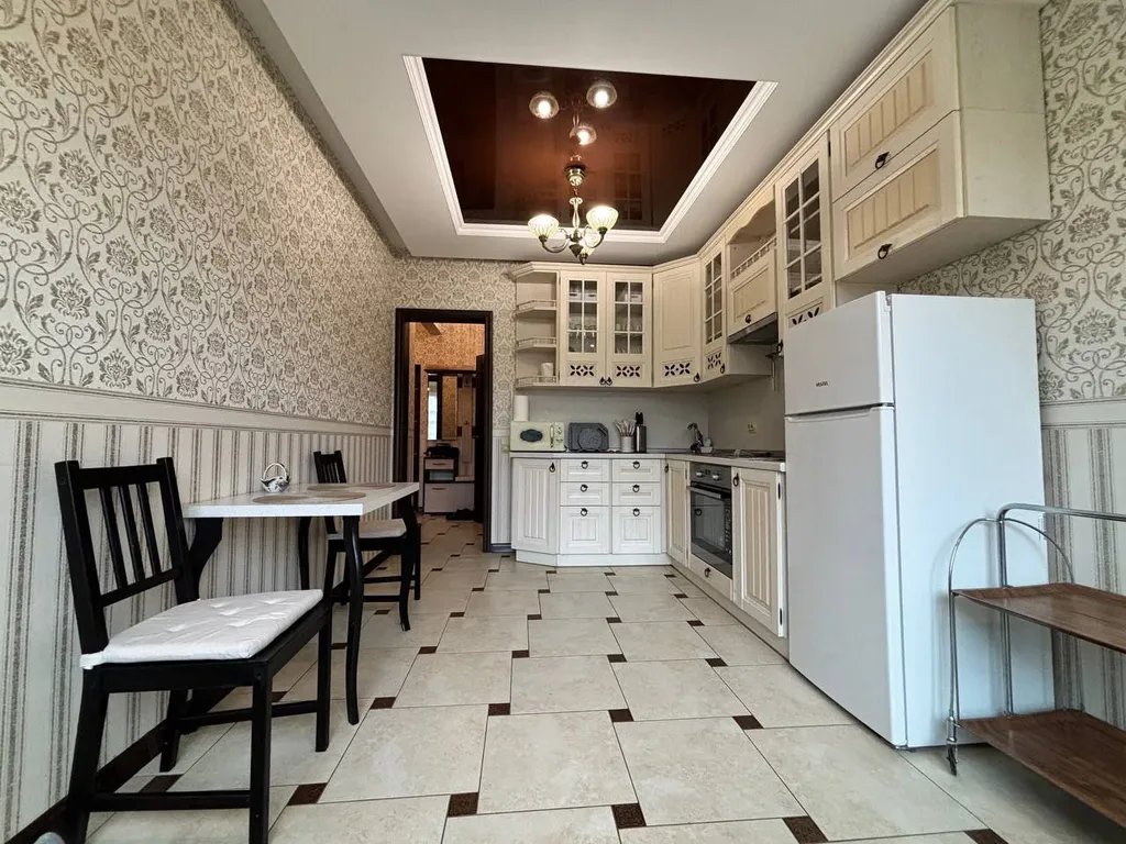 Большая квартира с терассой у охта-парка с дизайнерским ремонтом