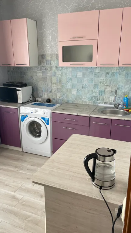 Уютная квартира рядом с аэропортом Толмачево и экспоцентром