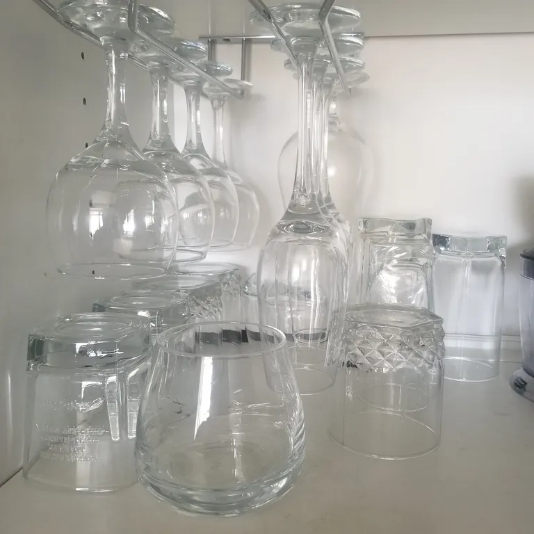 Квартира комфорт, бизнес класса возле метро Парнас