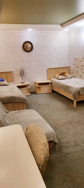 Уютная двухкомнатная квартира между вокзалом и Быхановым садом и ЛД Звездный