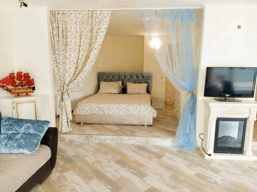 Люкс с видом на море и большим балконом 102