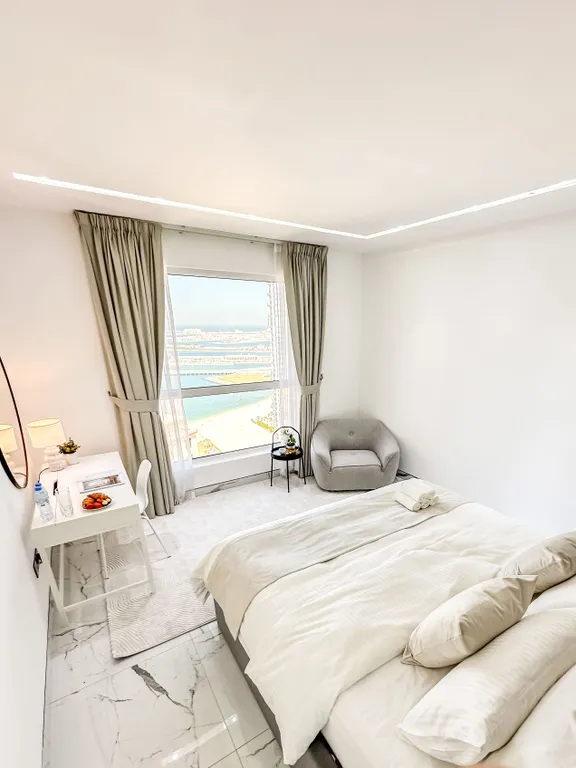 Стильная трёхкомнатная квартира