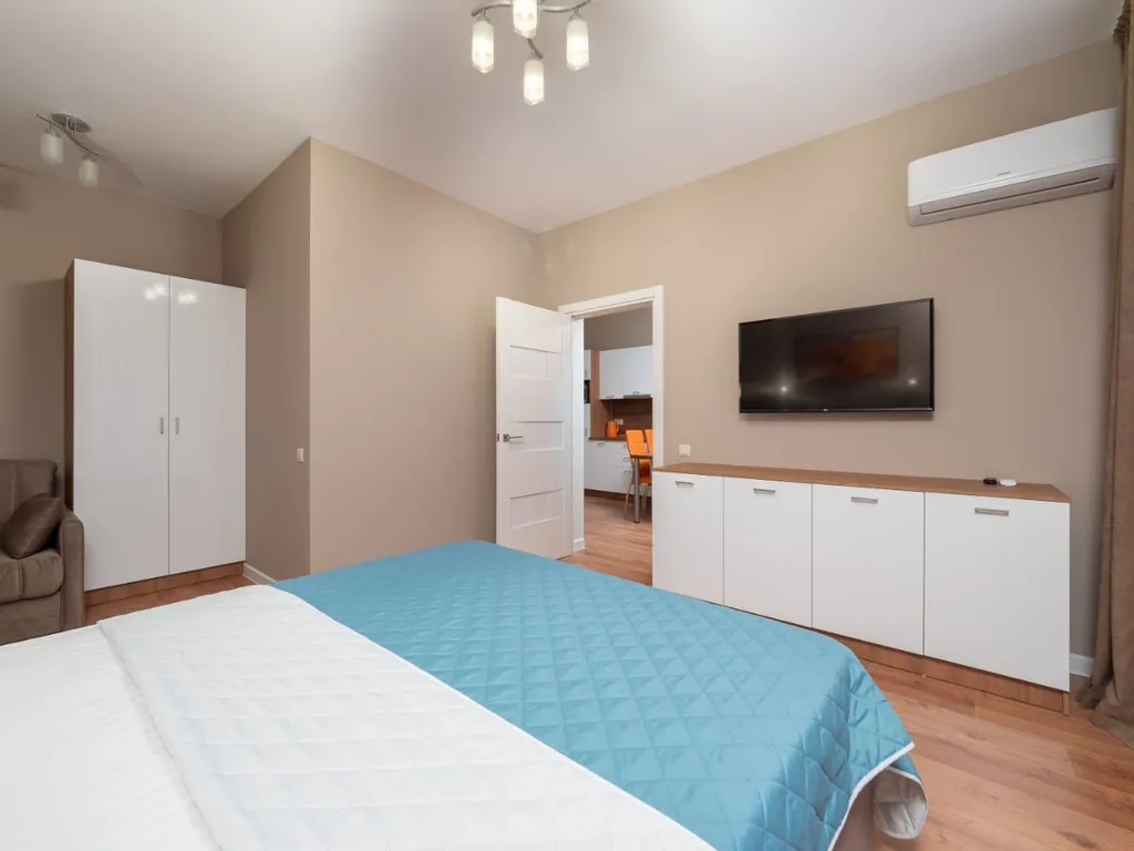 Квартира Просторная квартира у моря с теплым бассейном — Адлер