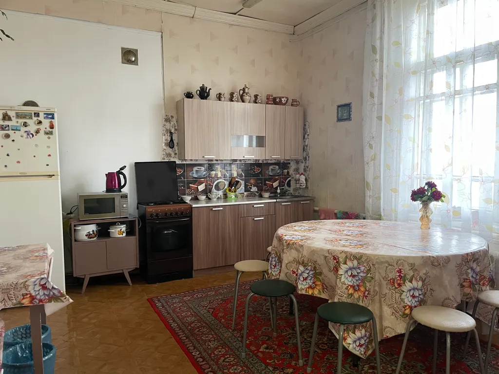 4-комнатный Дом