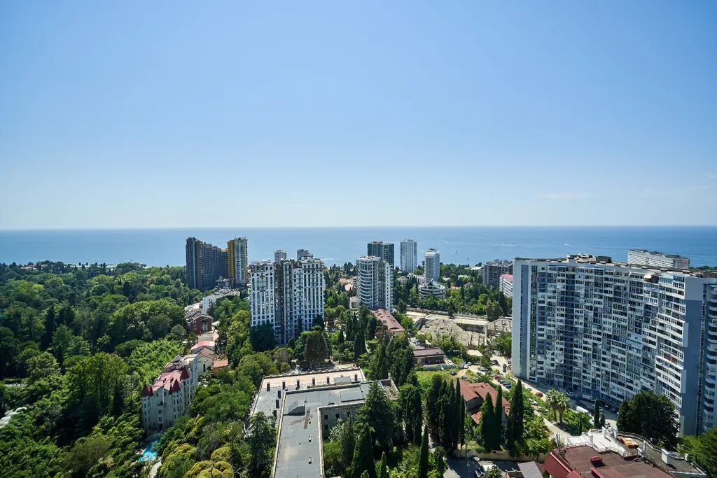 Апартаменты с бассейном в центре Сочи