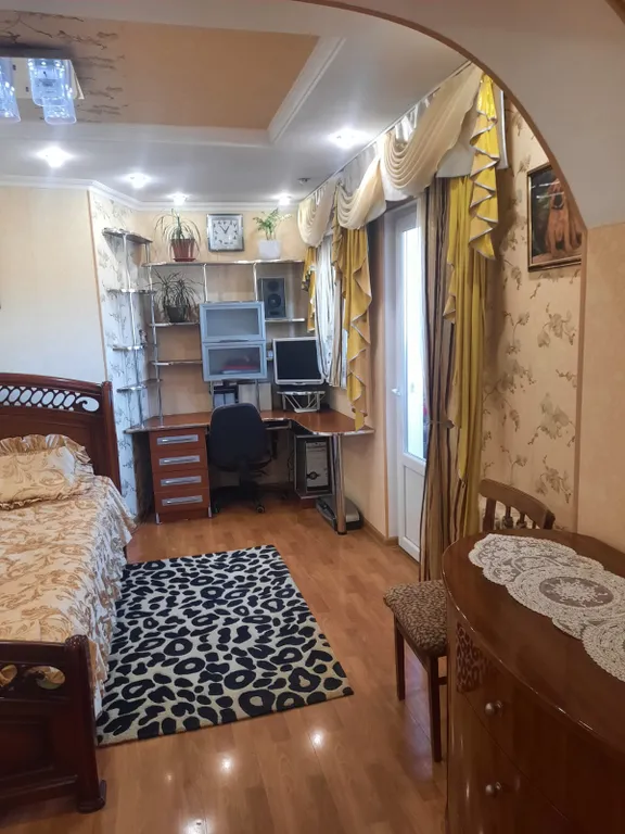 Уютная двухкомнатная квартира с видом на горы