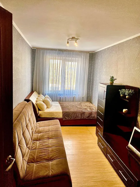 2-комнатная квартира с балконом в Ленинском района — аренда посуточно в Кемерово