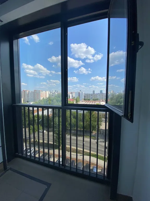 Студия у набeрежной в самoм центpе