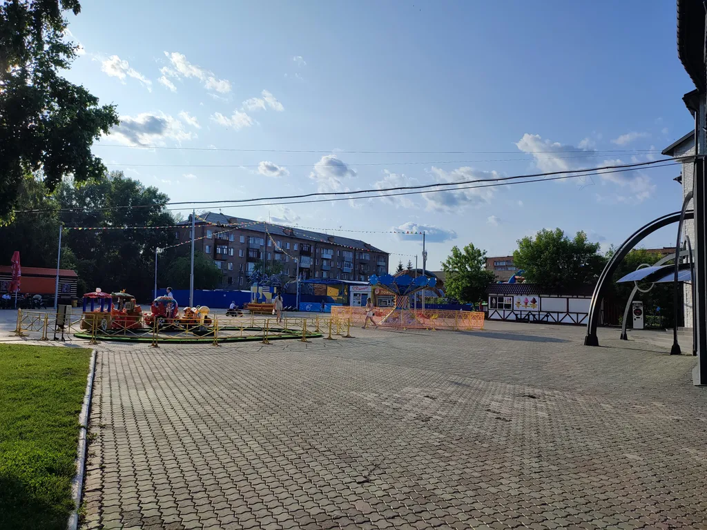 Квартира Уютная квартира с двумя спальнями у парка Гагарина — Красноярск