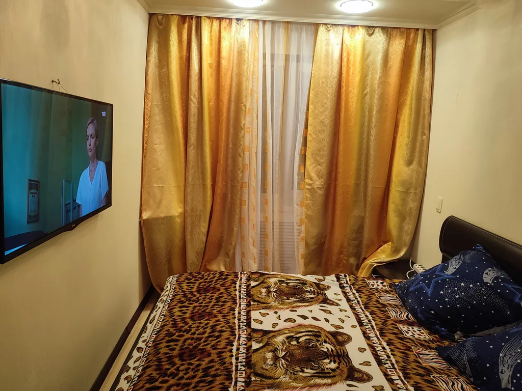 Уютная евродвушка с большой лоджией