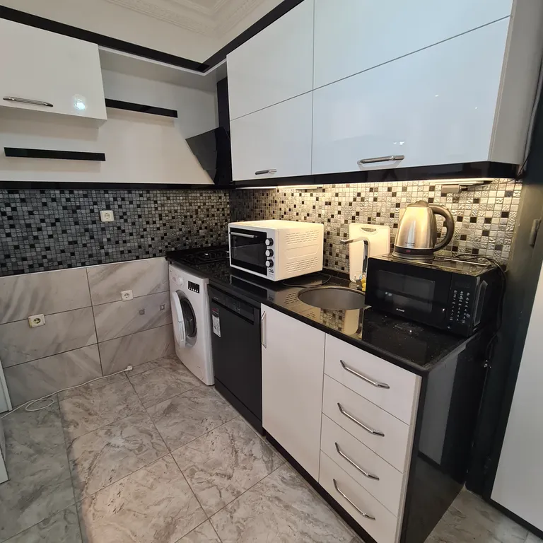 Апартамент рядом с морем в комплексе с бассейном