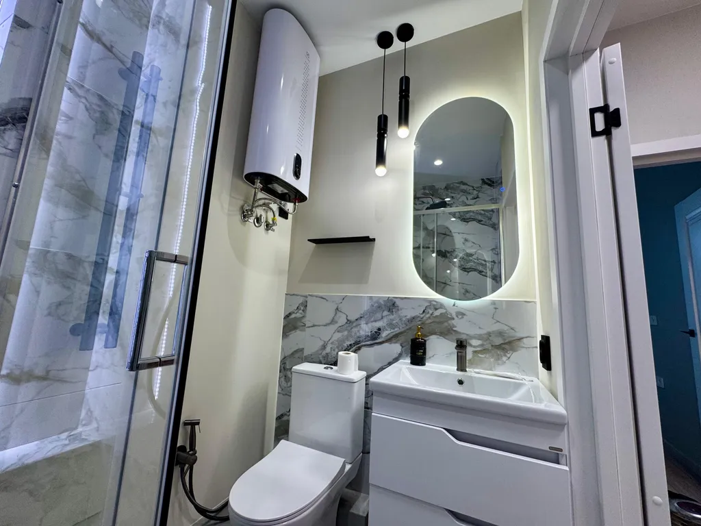 Новые апартаменты в центре с видом на море и город