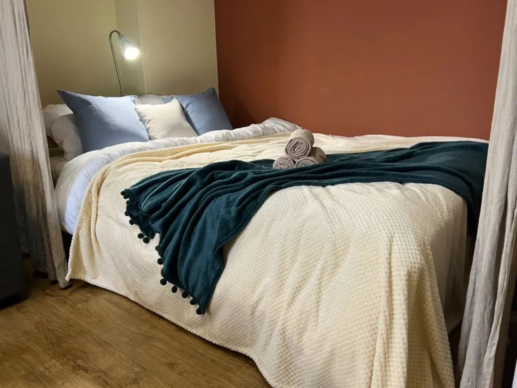 Квартира Уютная квартира на 4х гостей возле метро «Площадь Маркса» — Новосибирск