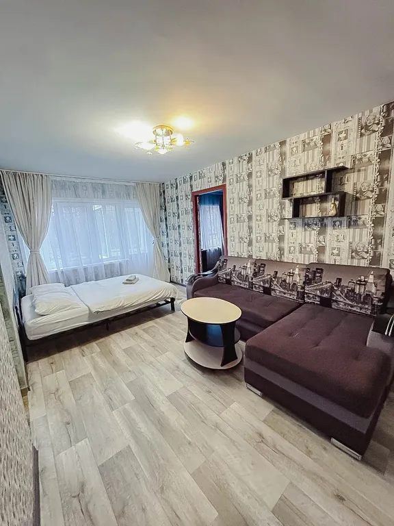 Двухкомнатная квартира Монро