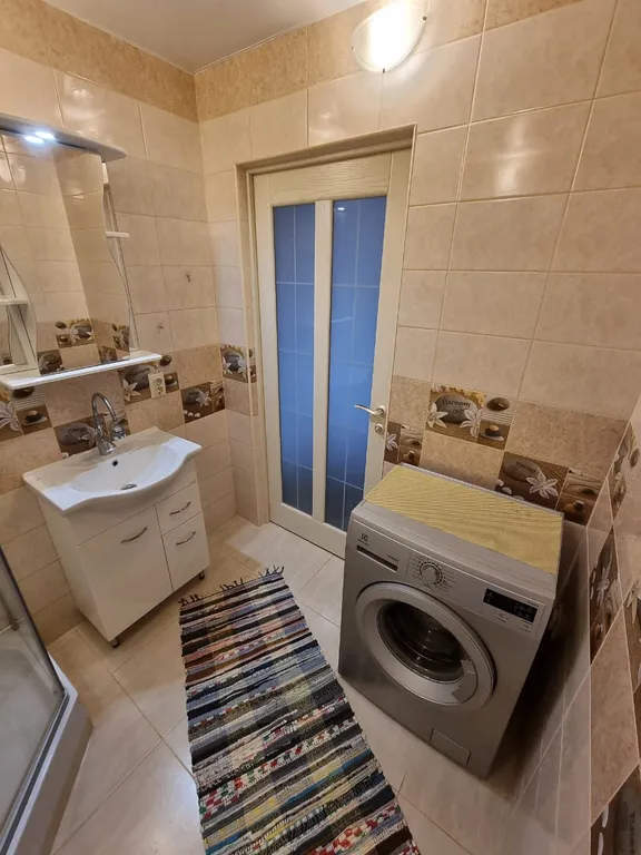 Квартира Квартира Уютная мансарда с видом на горы — Геленджик