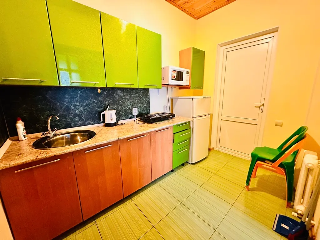 Часть дома в тихом переулке