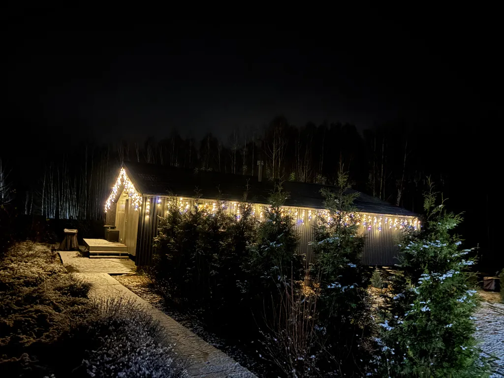 Коттедж Дом на прилесном участке в окружении реки — Горки