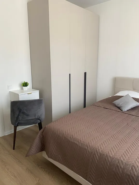 Евро однушка с видом на лес