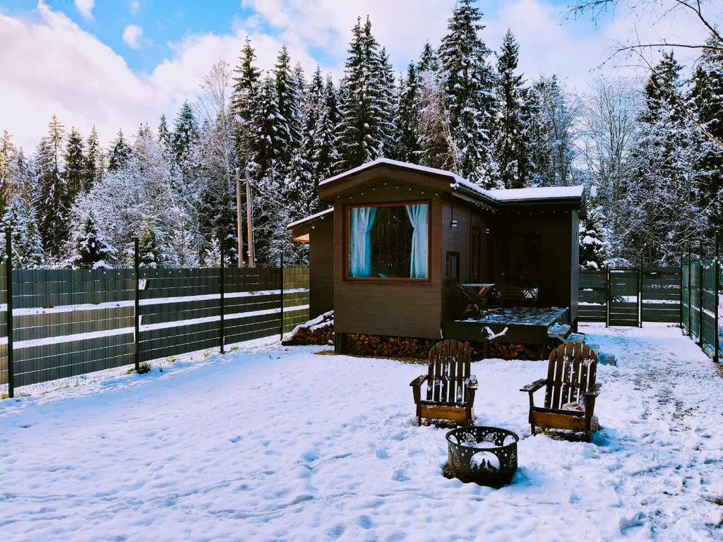 Уютный домик-глемпинг с сауной в лесу