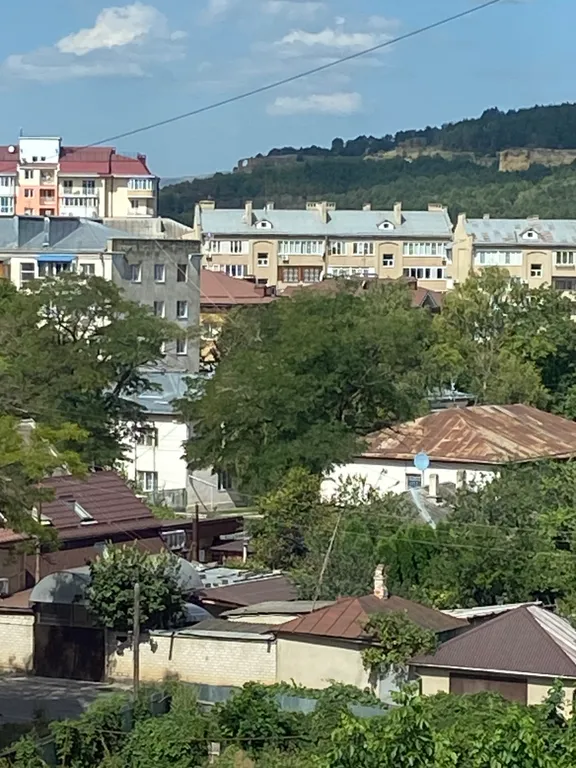 Квартира с видом на гору Кольцо и Эльбрус