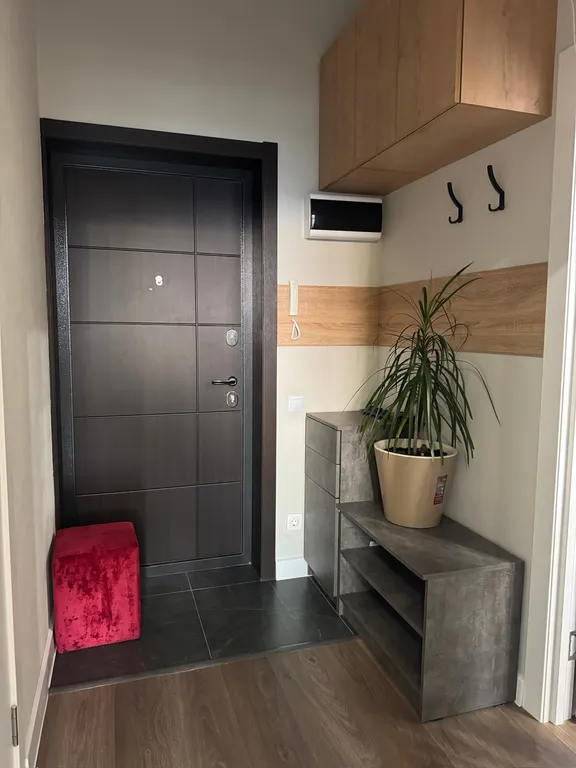 Просторная квартира в спальном районе