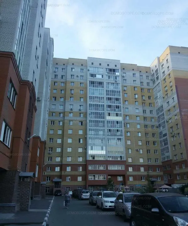 Студия с джакузи и камином