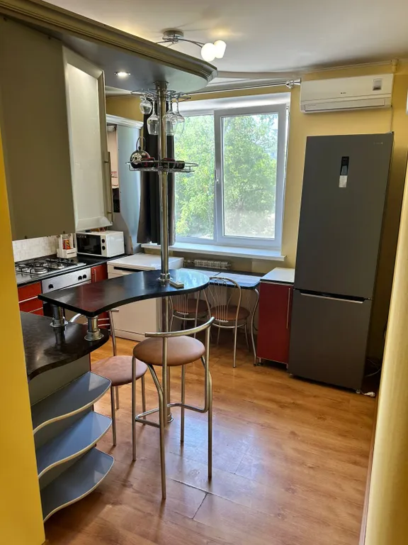 Квартира 2-х комнатная квартира в тихом районе недалеко от центра — Севастополь