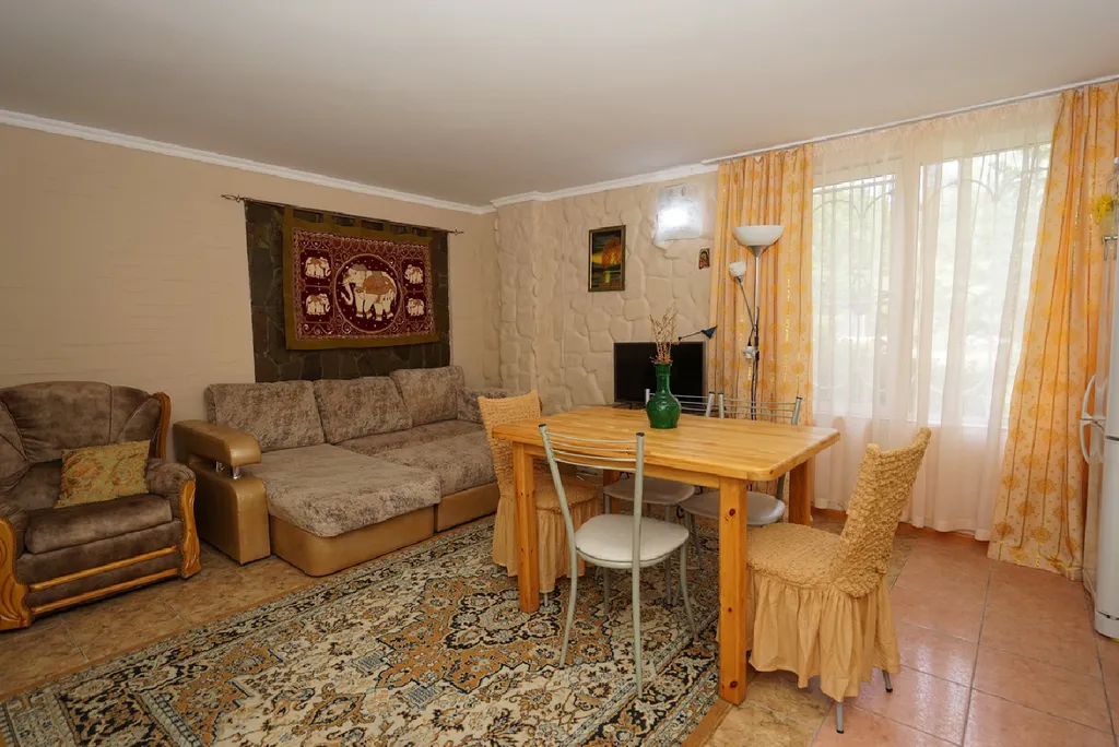 3-комнатная Квартира — аренда посуточно в Ольгинка