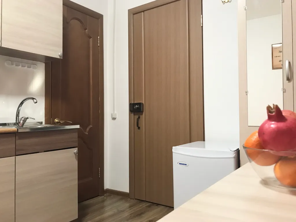 Компактная студия у библиотеки