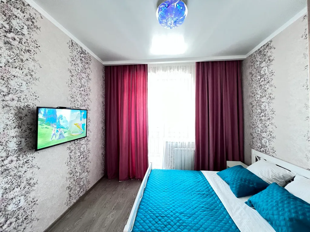 Двухкомнатная в центре в новом доме