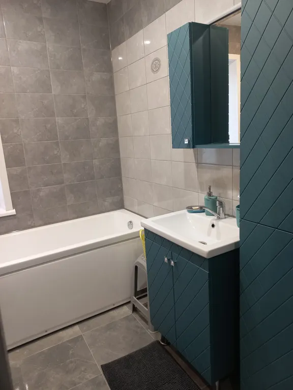 У реки Волга