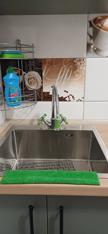 Квартира в 10 минутах езды на подземном трамвае до Мамаева кургана