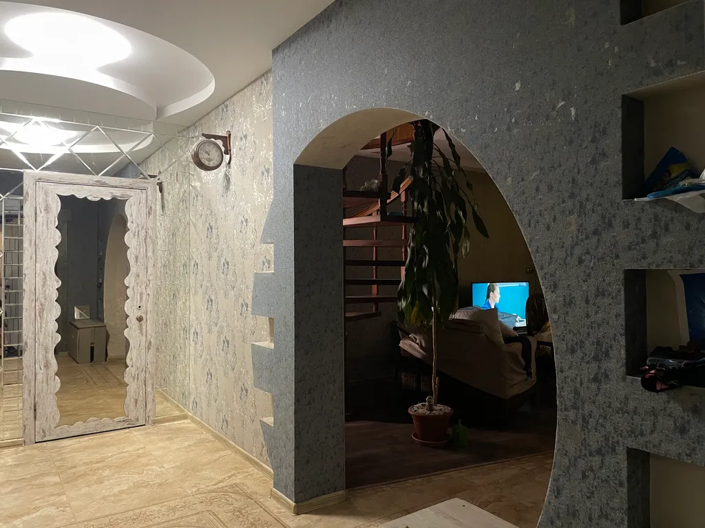 Квартира Шикарная двухэтажная квартира с видом на лес — Янино-1