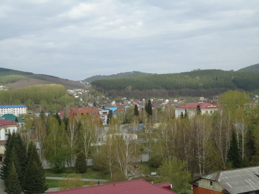 Апартамент с видом на горы в центре города