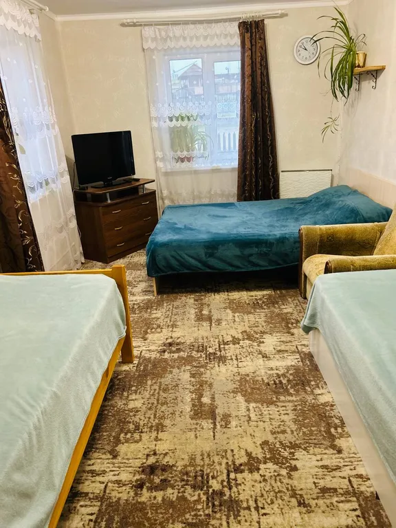 Коттедж Теплый дом с двумя комнатами и кухней на компанию до 8 гостей — аренда посуточно в Хужир (Ольхон)