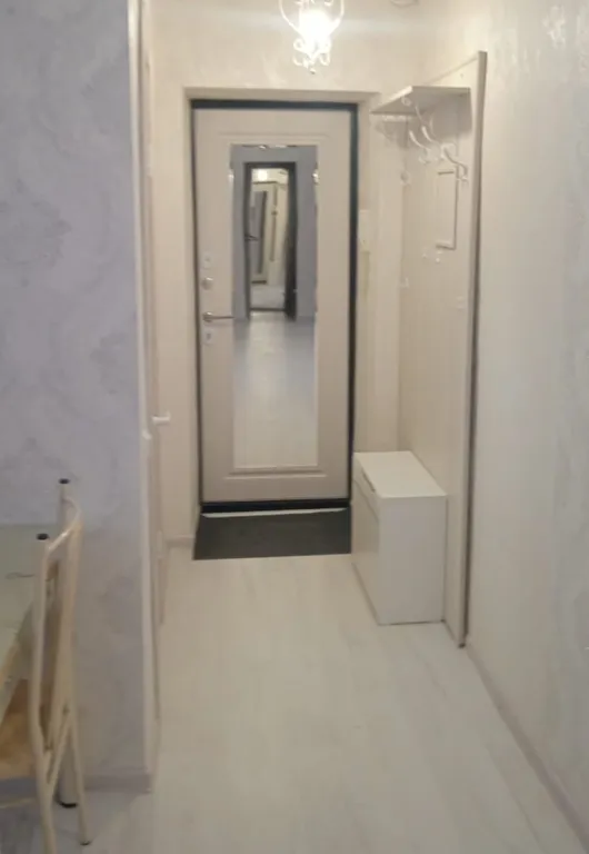 Квартира с 2 отдельными спальнями и кухней-гостиной, рядом с Елкой