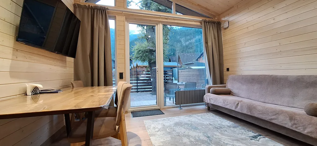 Коттедж Домик с видом на горы — Архыз