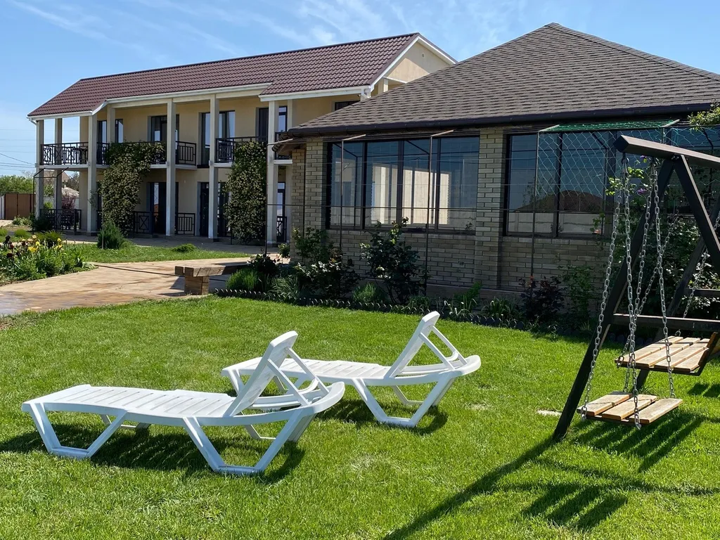 Коттедж Коттедж Стандартный четырёхместный номер — Витино