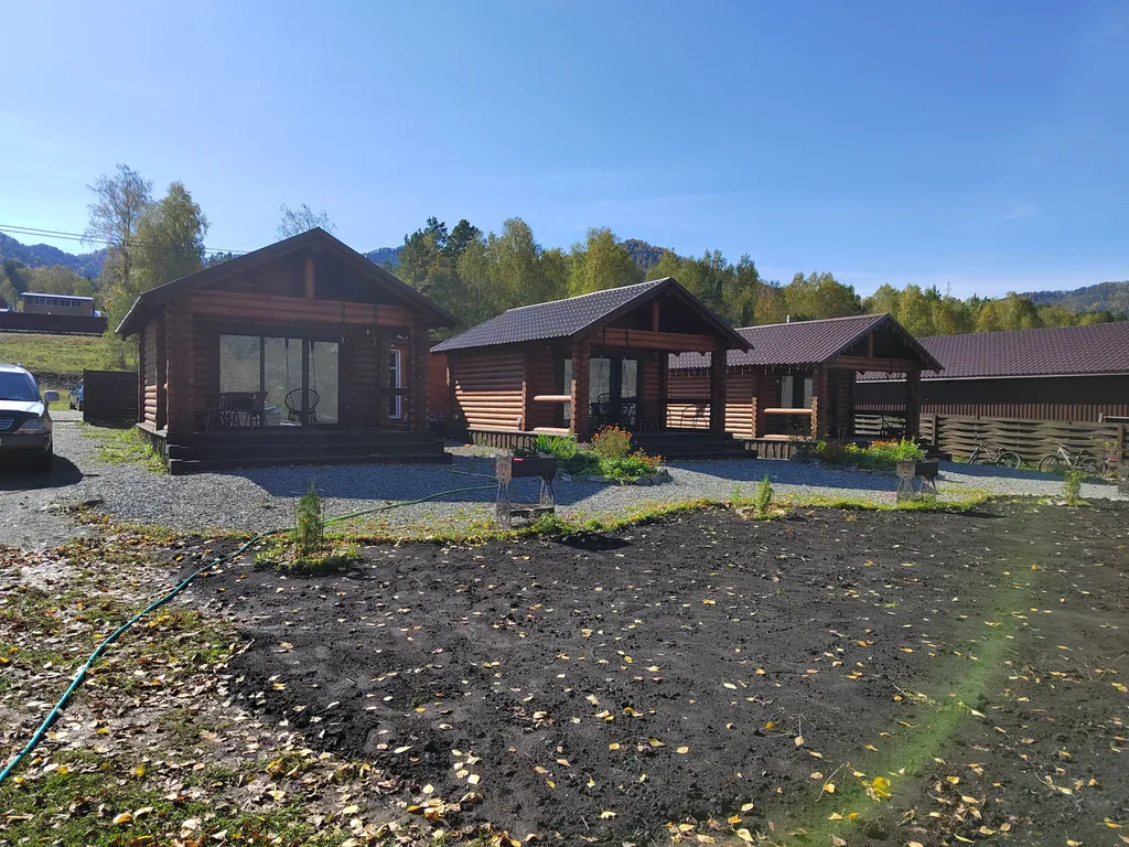 Уютный домик с видом на горы