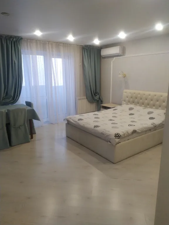 Уютная квартира-студия с джакузи и отличным ремонтом в самом центре