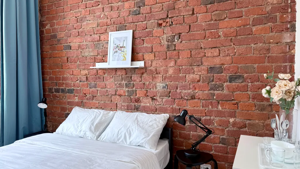 Уютная комната в стиле Лофт у метро Парк Культуры