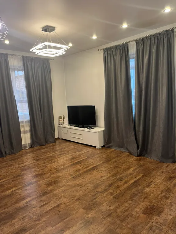 Уютная светлая двухкомнатная квартира