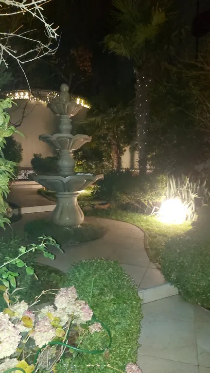 Уютный коттедж с теплым бассейном